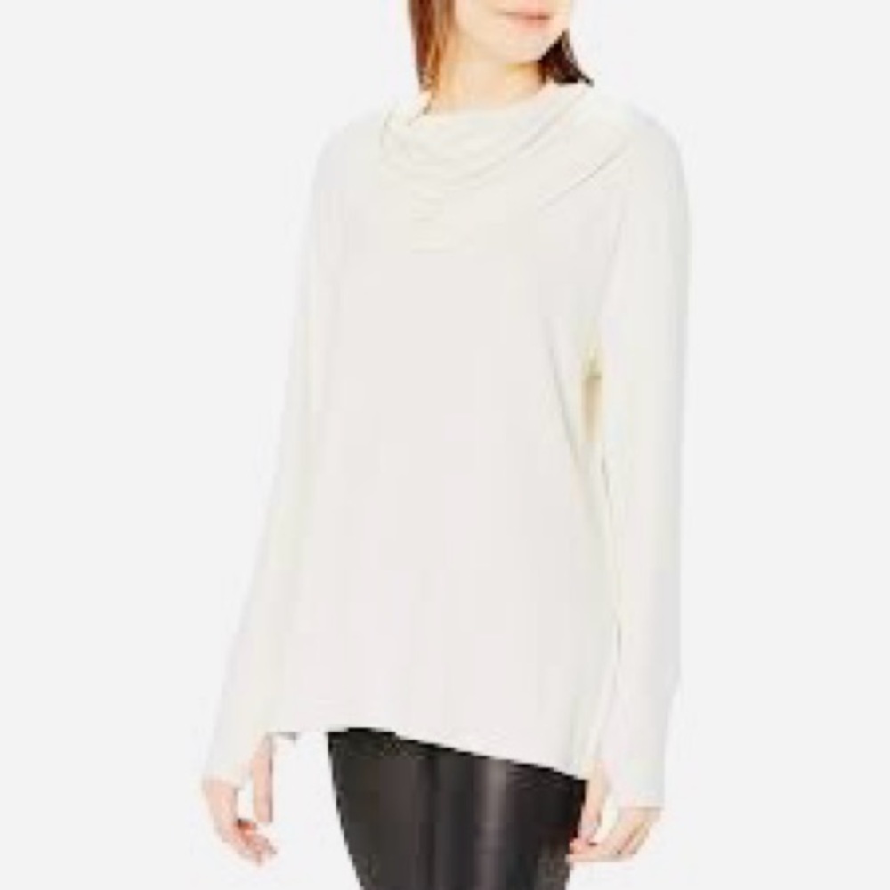 BB Dakota Women Cream Cowl Neck Sweater.Size XS.80%Viscose 20 Nylon.